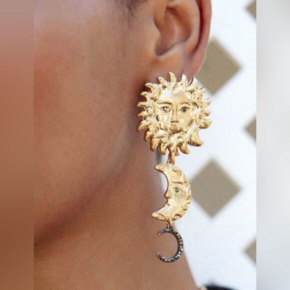 Sun and Moon Earrings #1588 - Picture 1 of 4